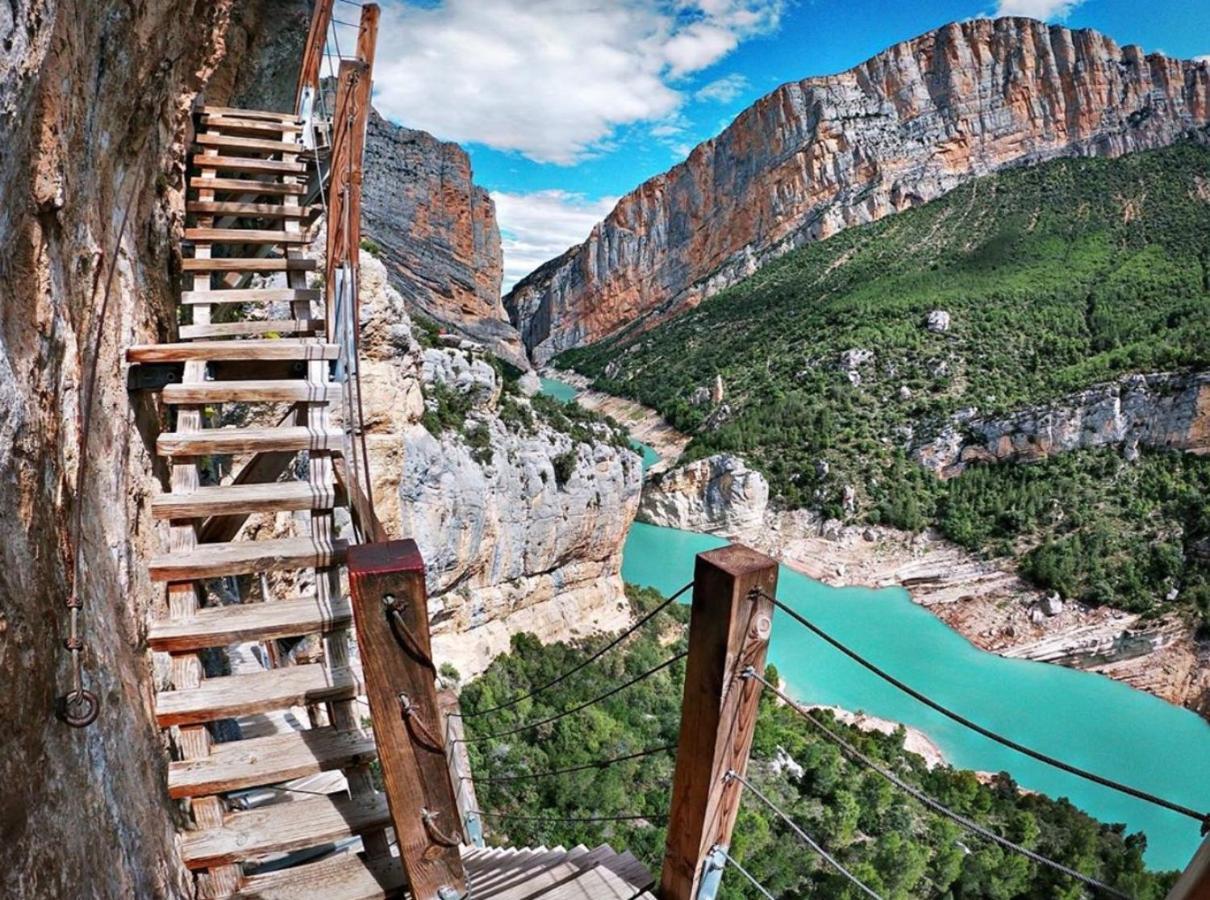 Apartaments La Pertusa 2O Corca  Exteriér fotografie