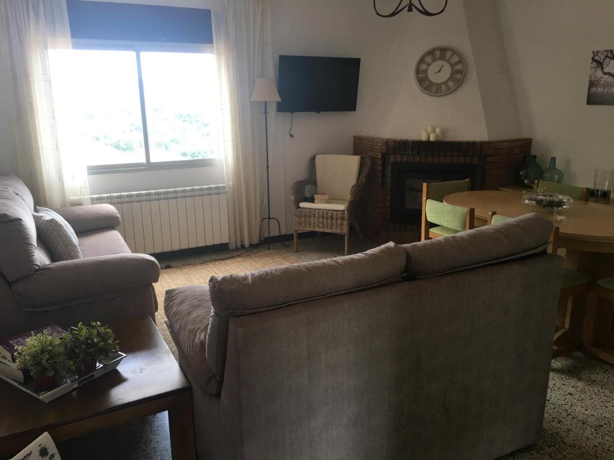 Apartaments La Pertusa 2O Corca  Exteriér fotografie